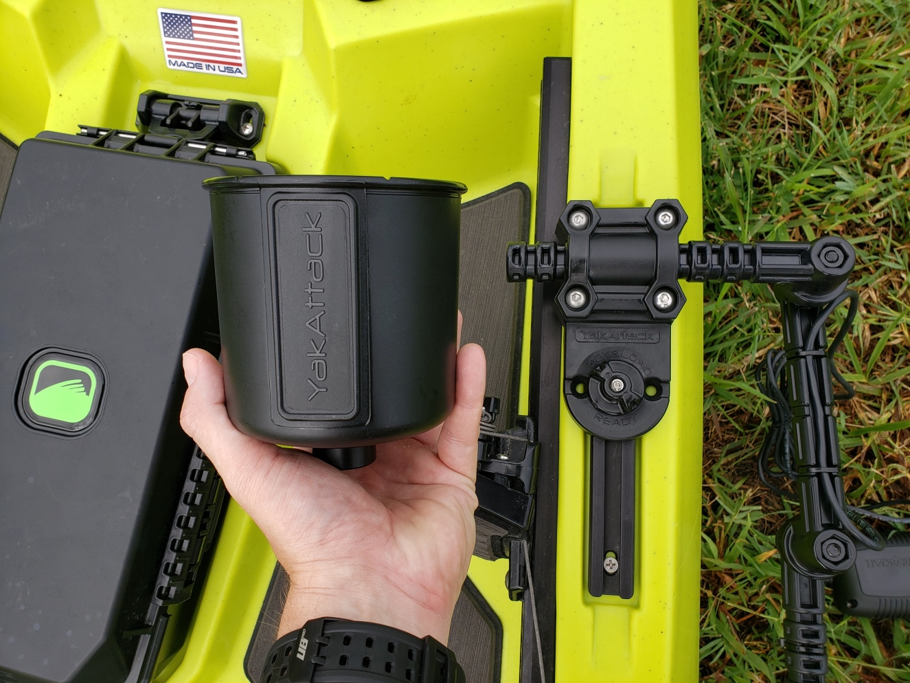 YakAttack cup holder and transducer arm to attach a hydrowave mini to a bonafide kayak